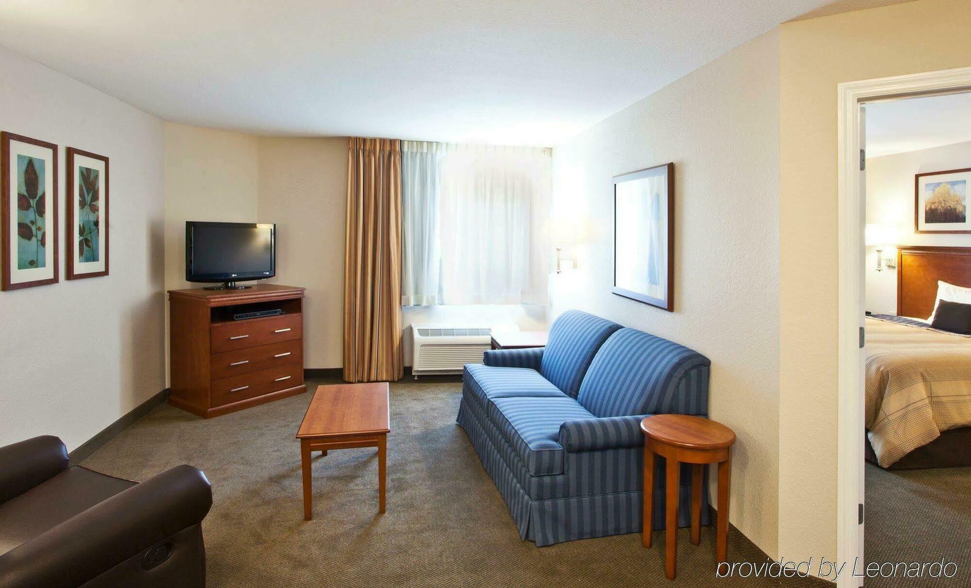 Candlewood Suites Jacksonville East Merril Road By Ihg Oda fotoğraf
